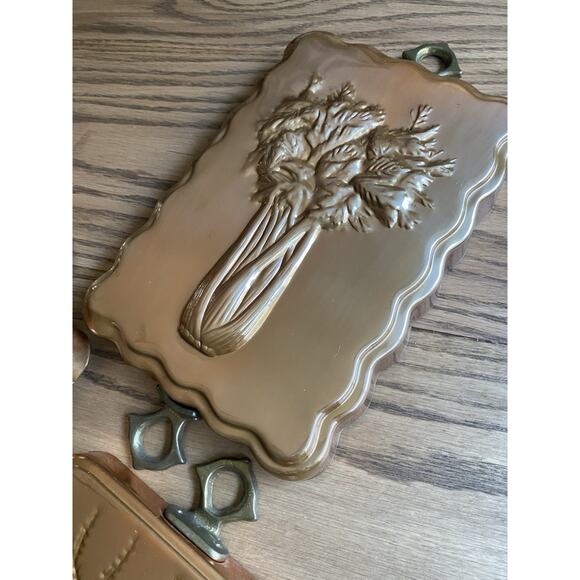 Vintage Copper Tin Lined Mold Celery And Carrots 10" x 7" Brass Handles Set 3 - Picture 3 of 7